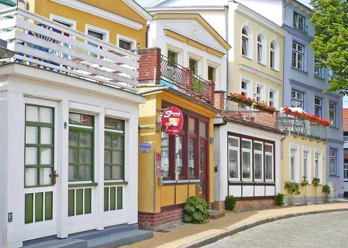 App. Deck 5, Idyll. Innenhof *