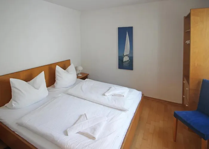 App. Deck 5, Idyll. Innenhof アパート