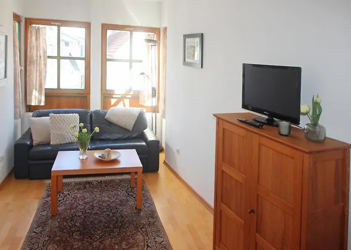 アパート App. Deck 5, Idyll. Innenhof ロストック